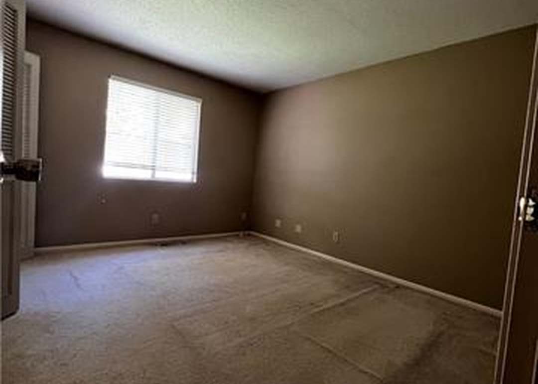 10804 W 90th Terrace — photo 13