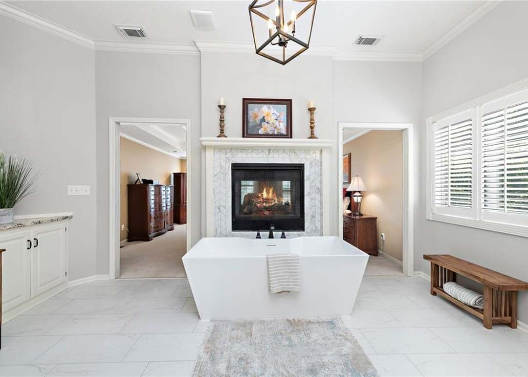 10903 W 143rd Terrace — photo 7