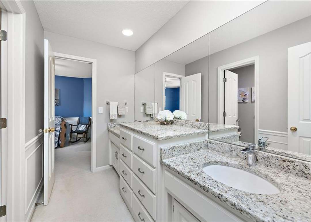 10903 W 143rd Terrace — photo 31
