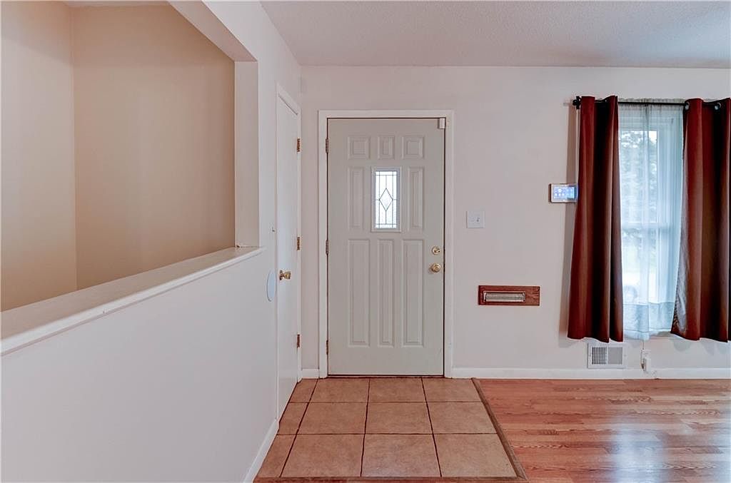 10905 Bales Avenue — photo 4