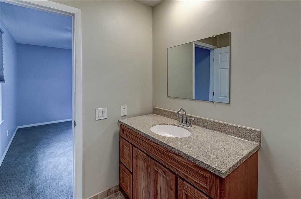 10905 Bales Avenue — photo 27