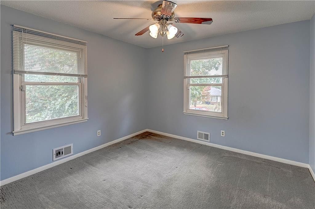 10905 Bales Avenue — photo 29