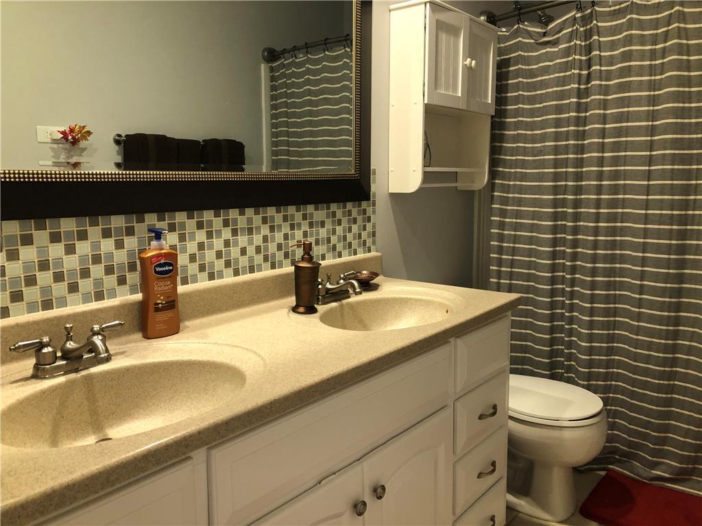10906 Bradshaw Street — photo 9