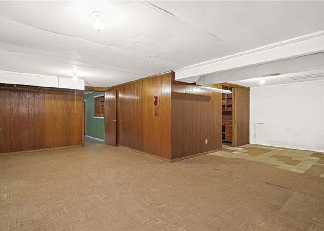10908 E 35th St. S Street — photo 10