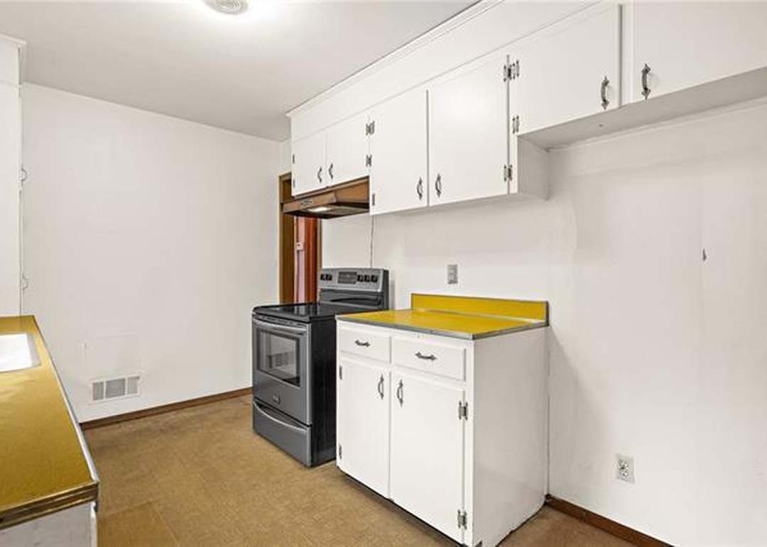 10908 E 35th St. S Street — photo 29