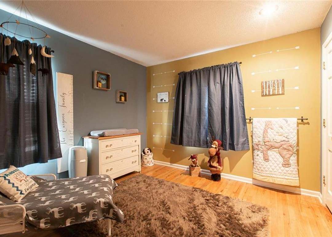 10917 Tracy Avenue — photo 27