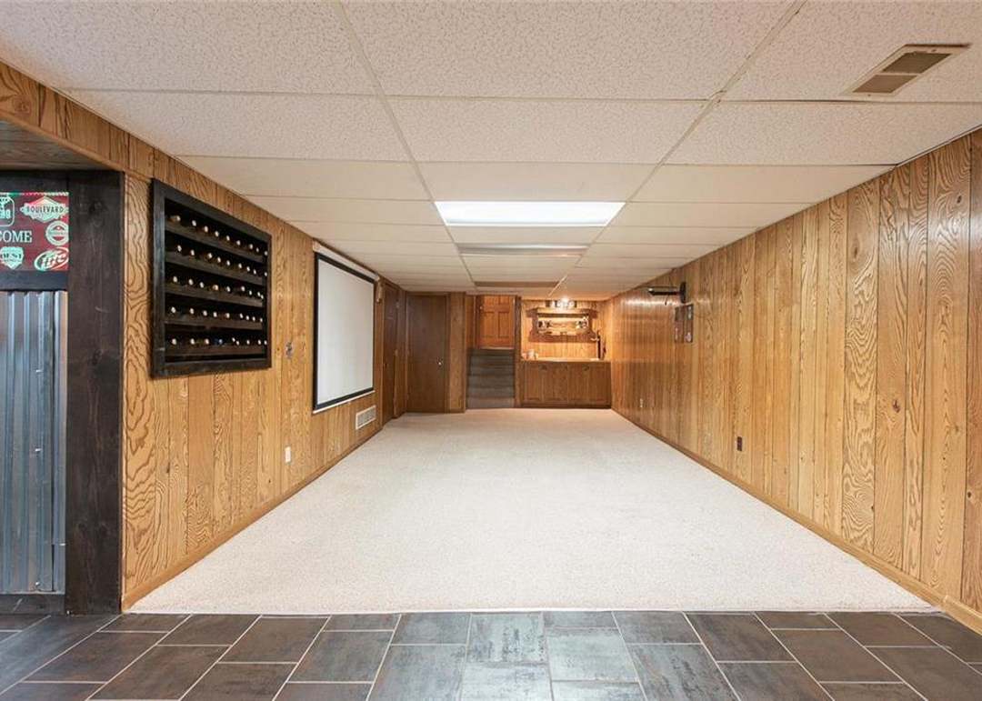 10917 Tracy Avenue — photo 31