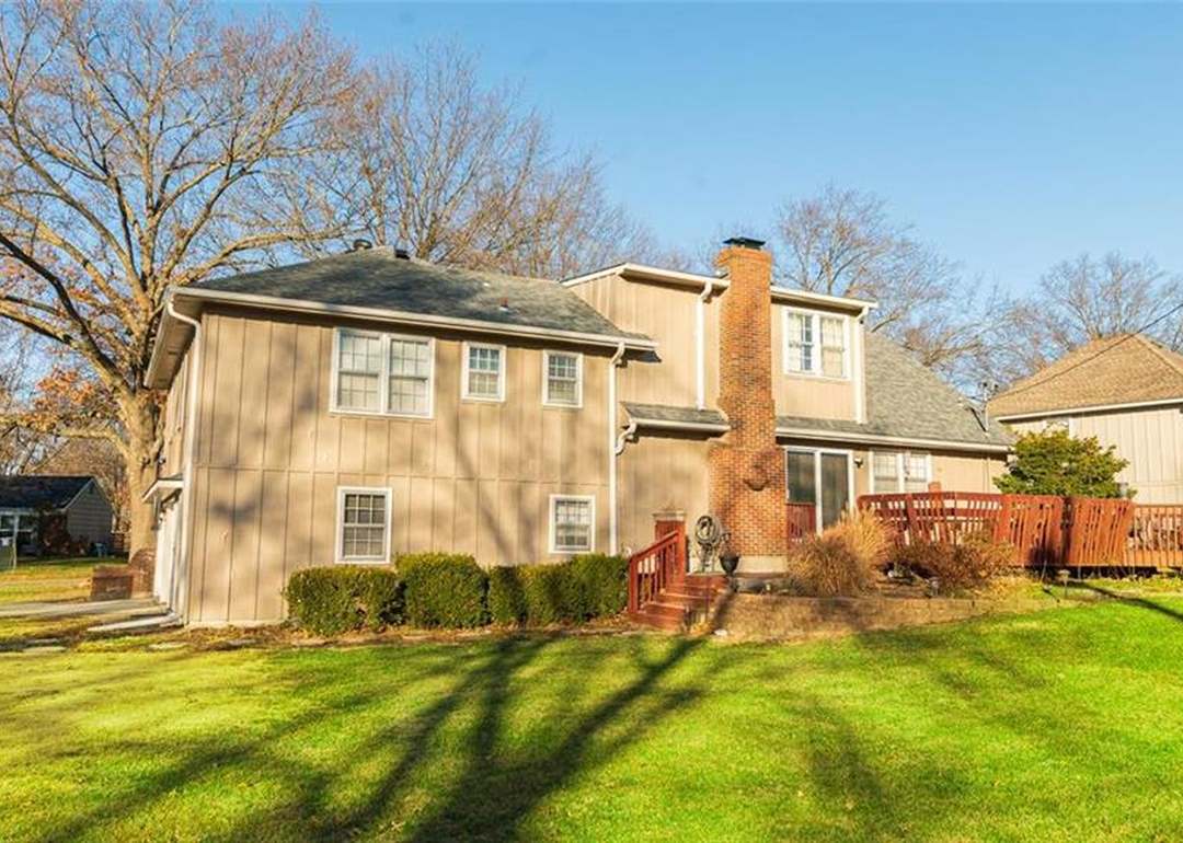 10917 Tracy Avenue — photo 36