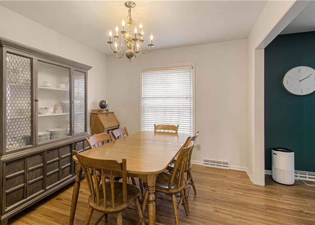 10918 Troost Avenue — photo 6