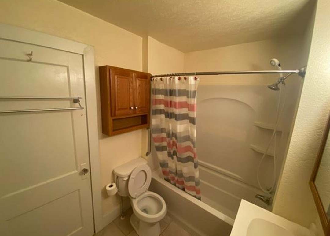 110 S Willow Avenue — photo 7