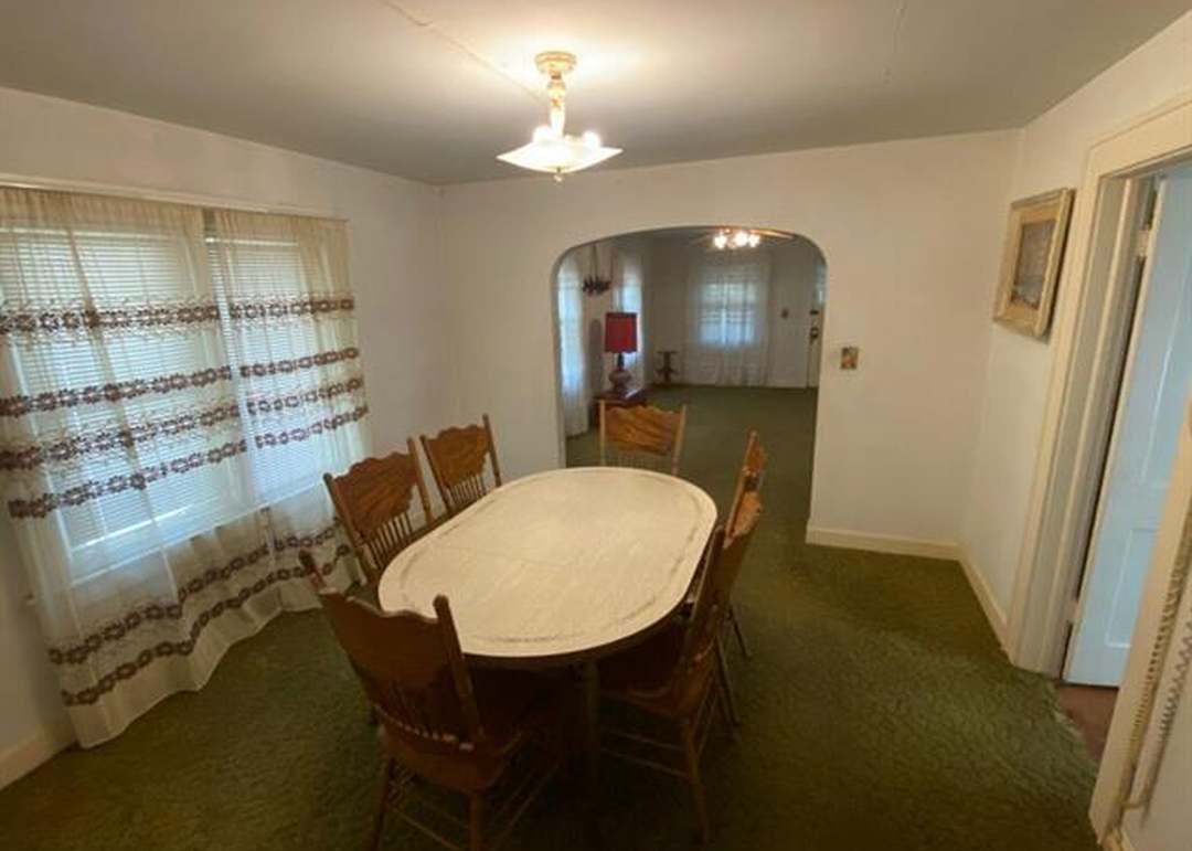 110 S Willow Avenue — photo 12