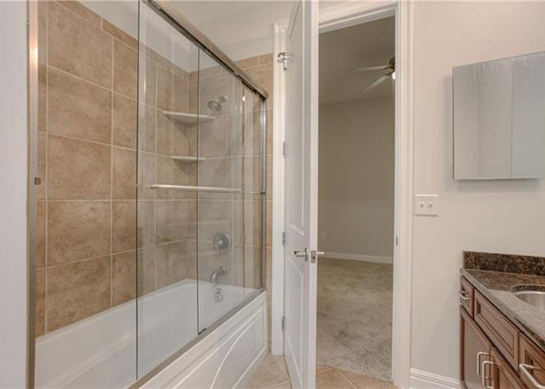 1101 Walnut Street — photo 17
