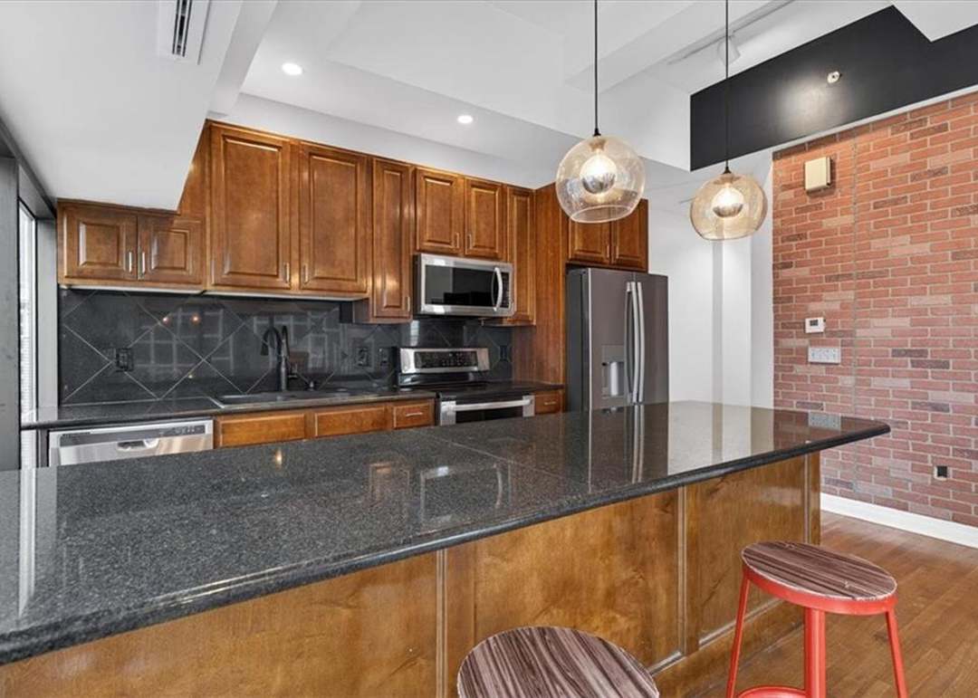 1101 Walnut Street — photo 9