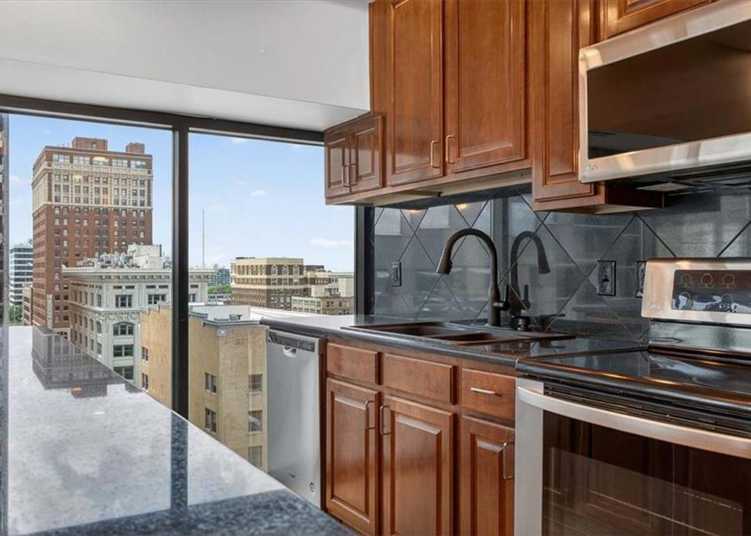 1101 Walnut Street — photo 13