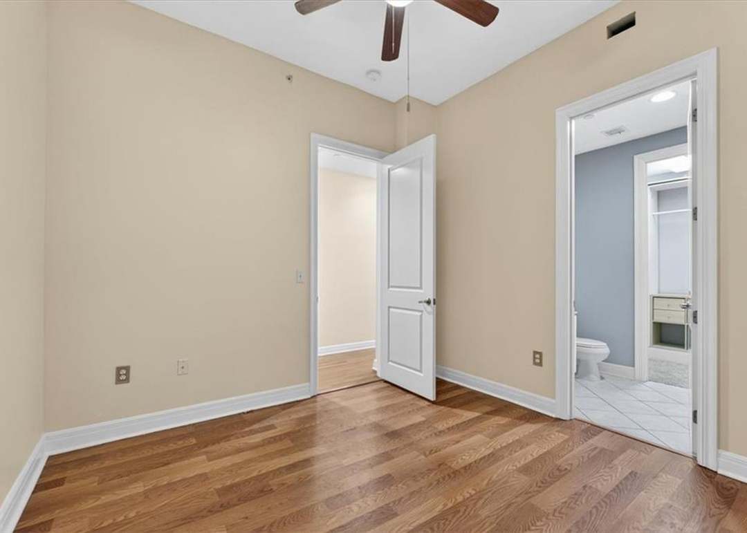 1101 Walnut Street — photo 21