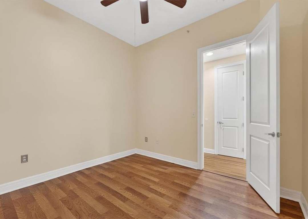 1101 Walnut Street — photo 22