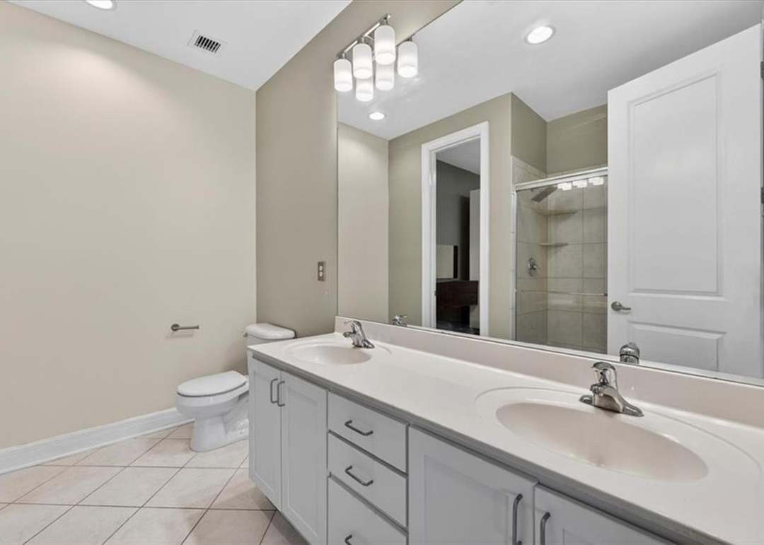 1101 Walnut Street — photo 31