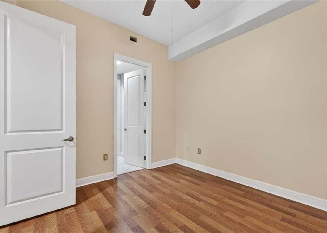 1101 Walnut Street — photo 33