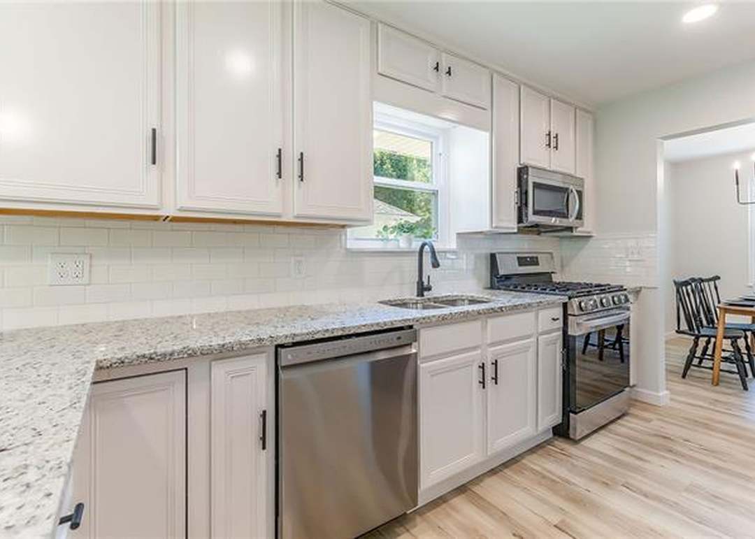 1108 SW 19th Street — photo 15