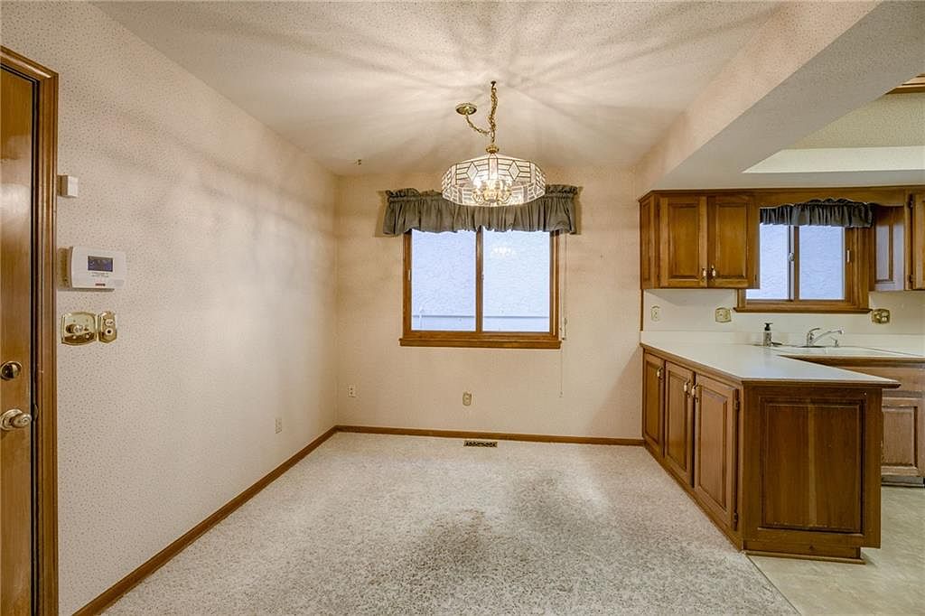 11104 W 99th Street — photo 10