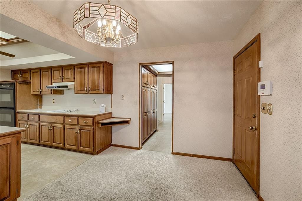11104 W 99th Street — photo 11