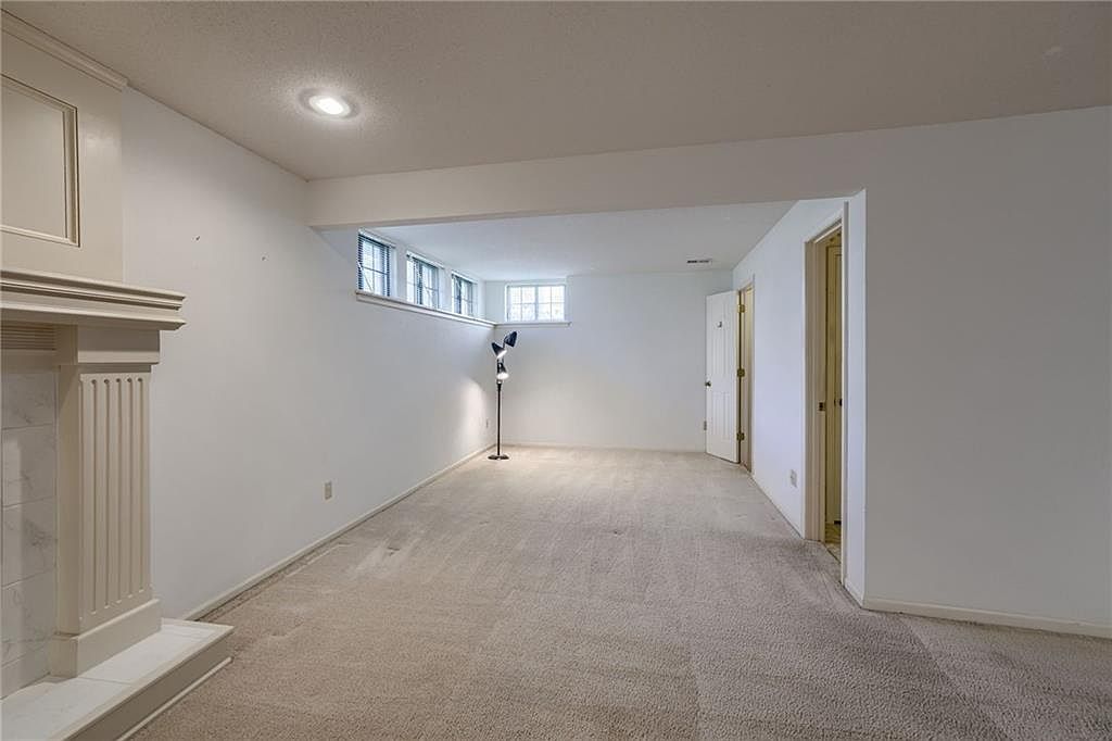 11104 W 99th Street — photo 19