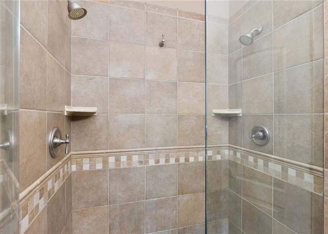 1111 W 46th Street — photo 11