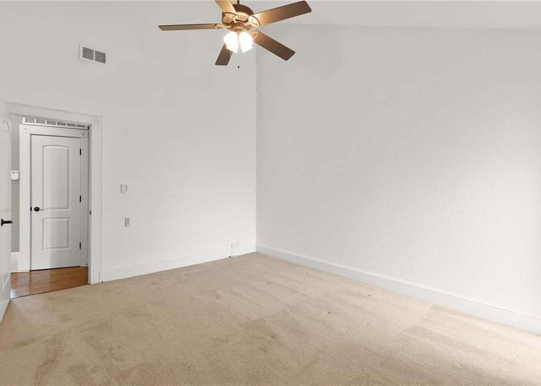 1111 W 46th Street — photo 17