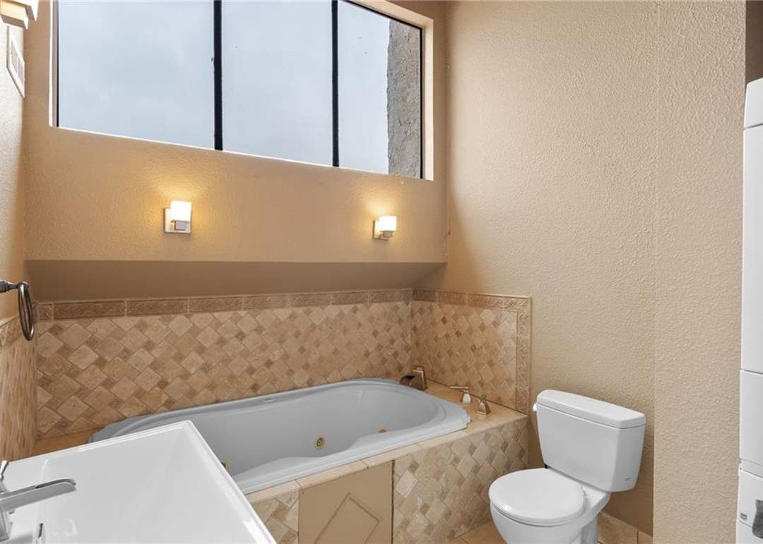 1111 W 46th Street — photo 18