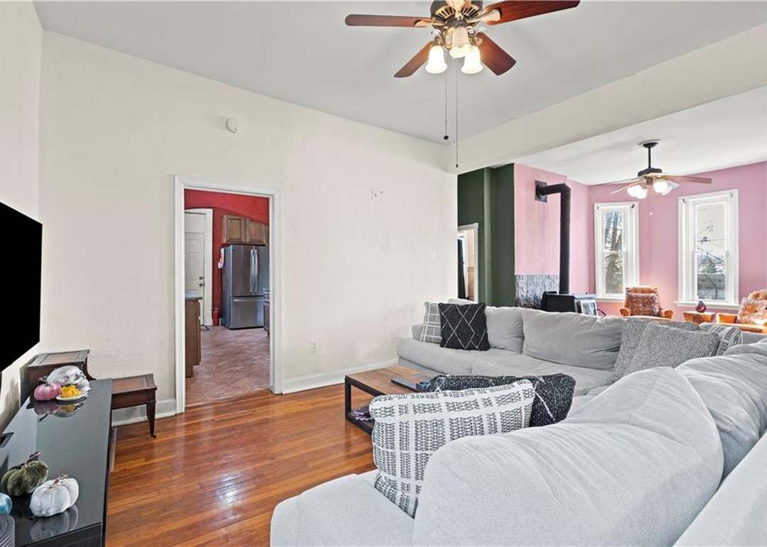 1121 Myrtle Avenue — photo 11