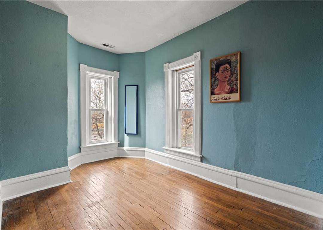 1121 Myrtle Avenue — photo 21