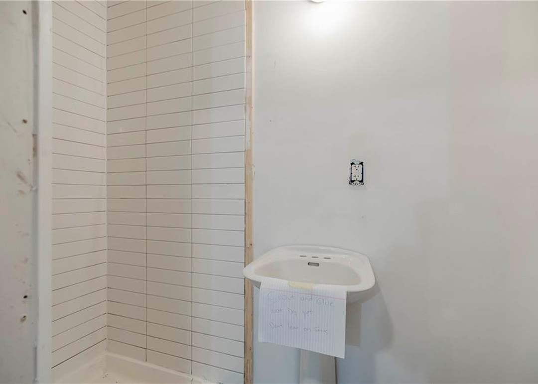 11212 Lakeview Road — photo 7