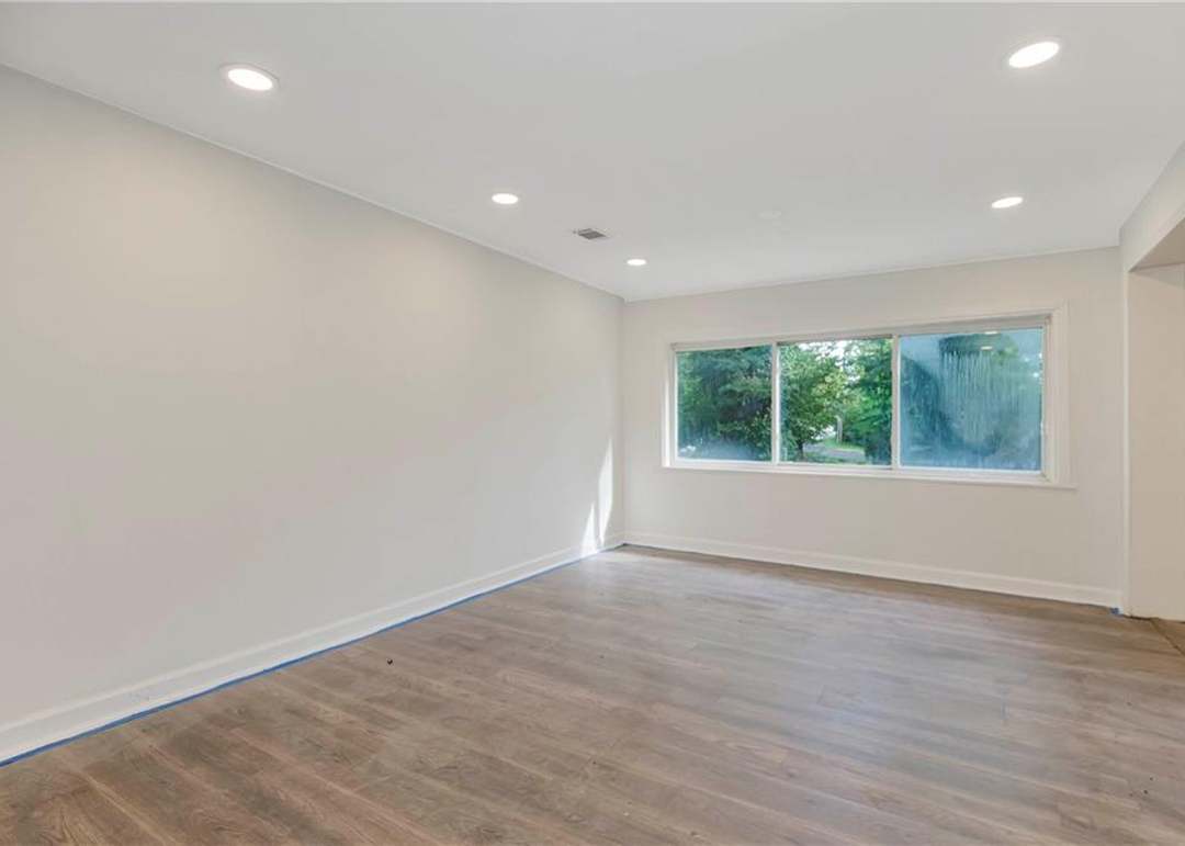 11212 Lakeview Road — photo 13