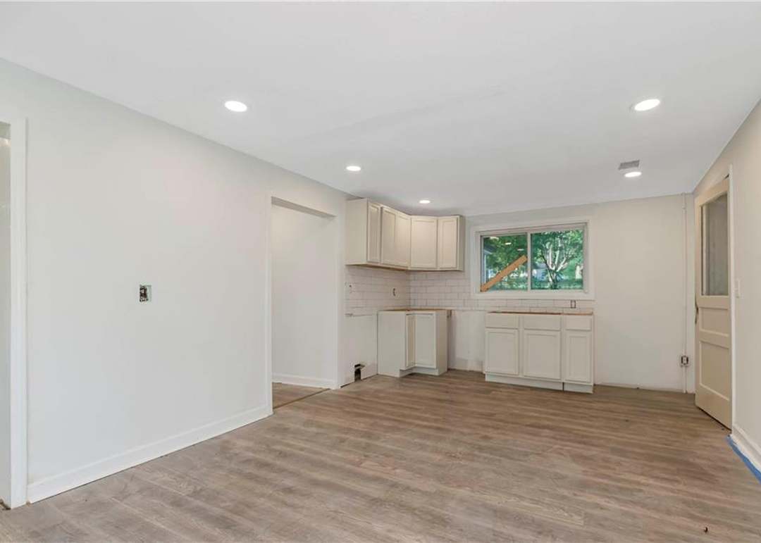 11212 Lakeview Road — photo 15