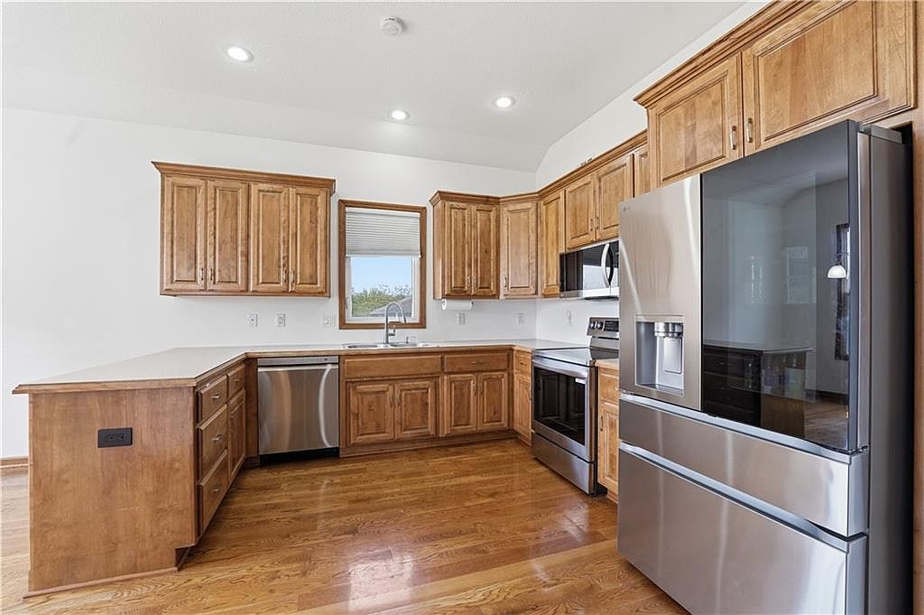 11219 W 57th Terrace — photo 10