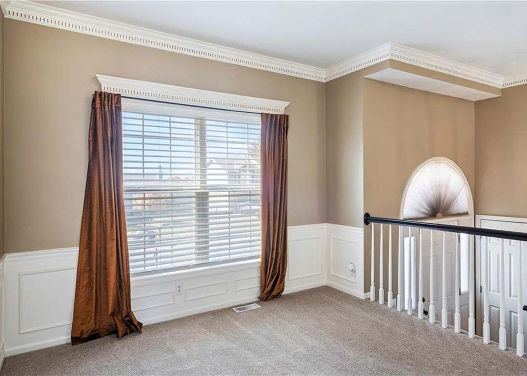 11237 N Madison Avenue — photo 12