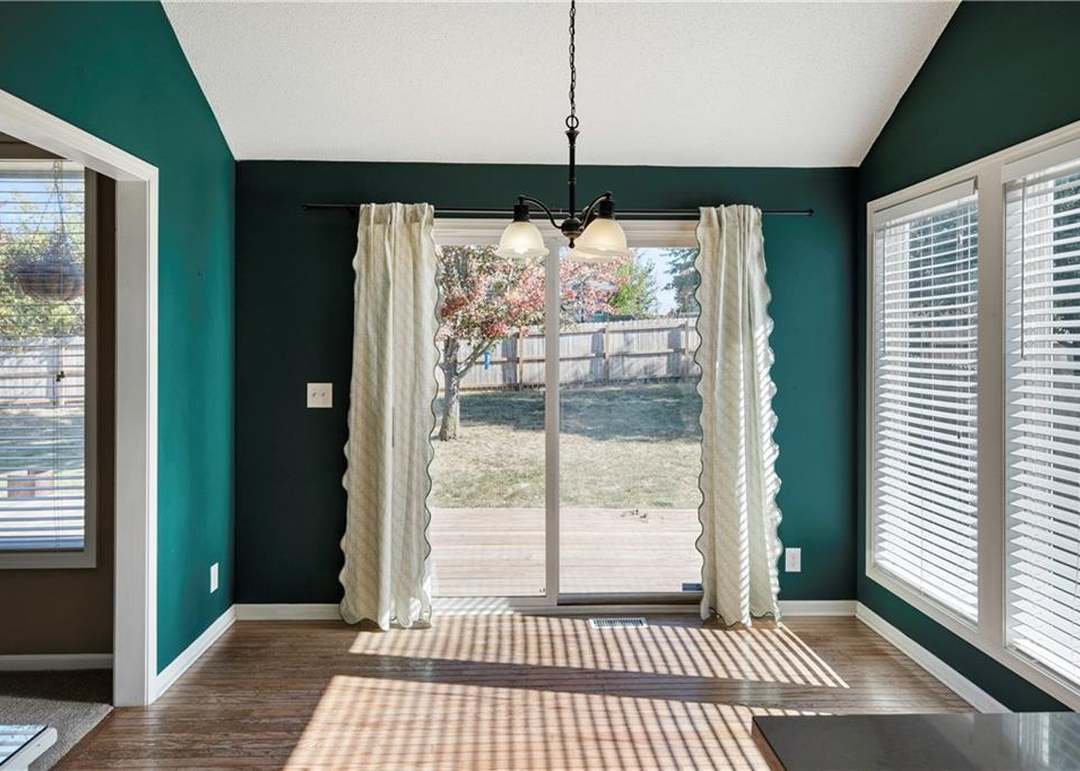 11237 N Madison Avenue — photo 16