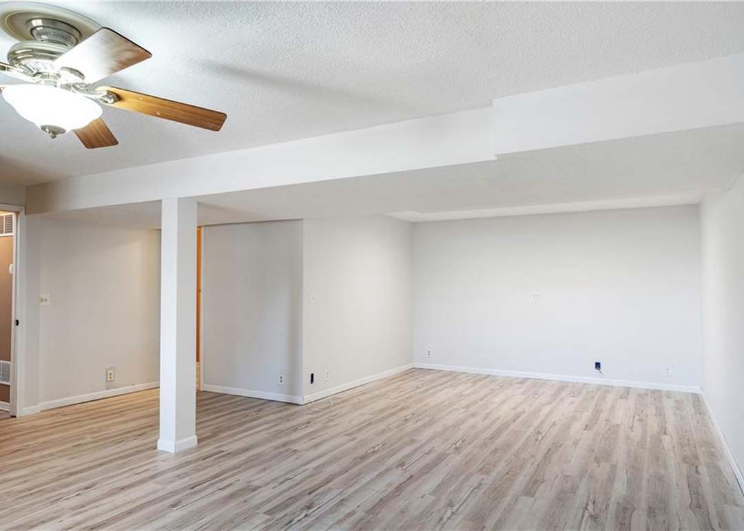 11237 N Madison Avenue — photo 26