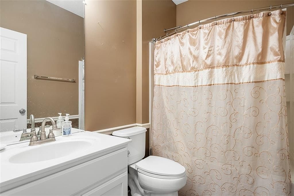 11282 S Chouteau Street — photo 18