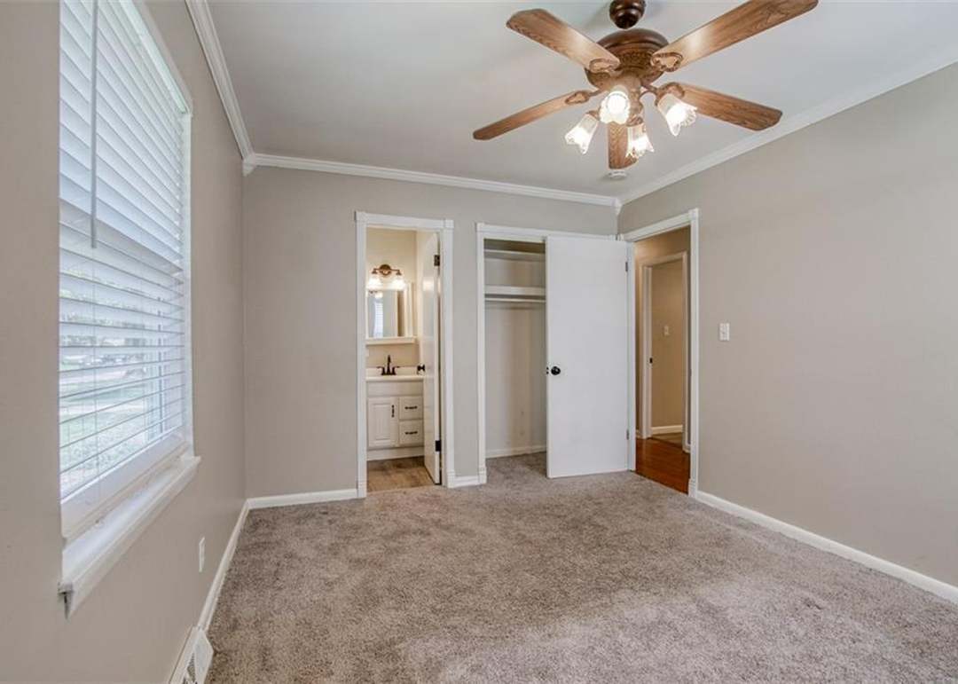 11305 Cypress Avenue — photo 27