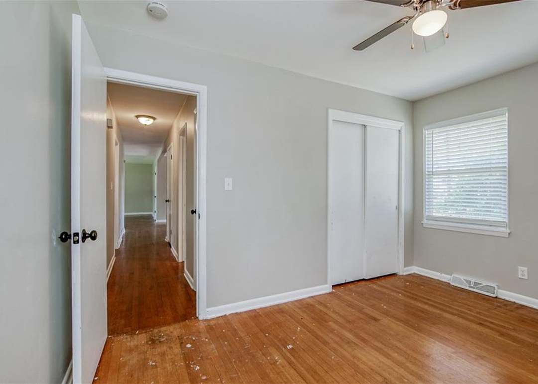 11305 Cypress Avenue — photo 29
