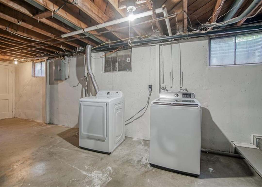 11305 Cypress Avenue — photo 33