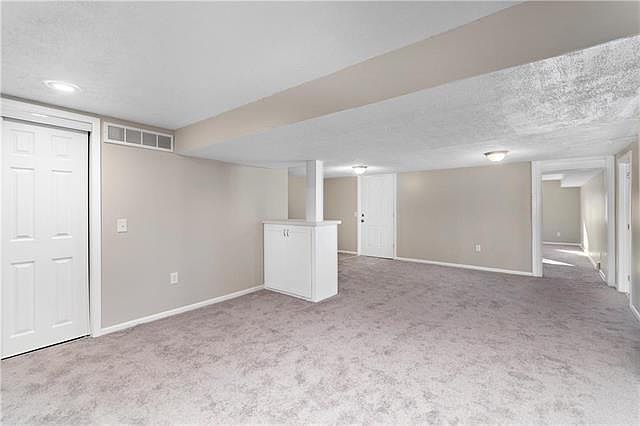 11305 E 47th Street — photo 30