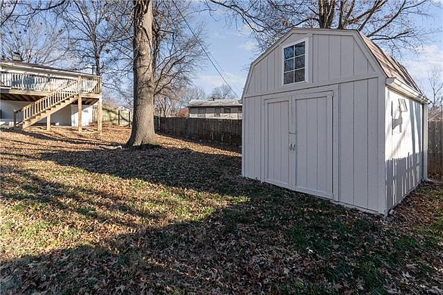 11305 E 47th Street — photo 38