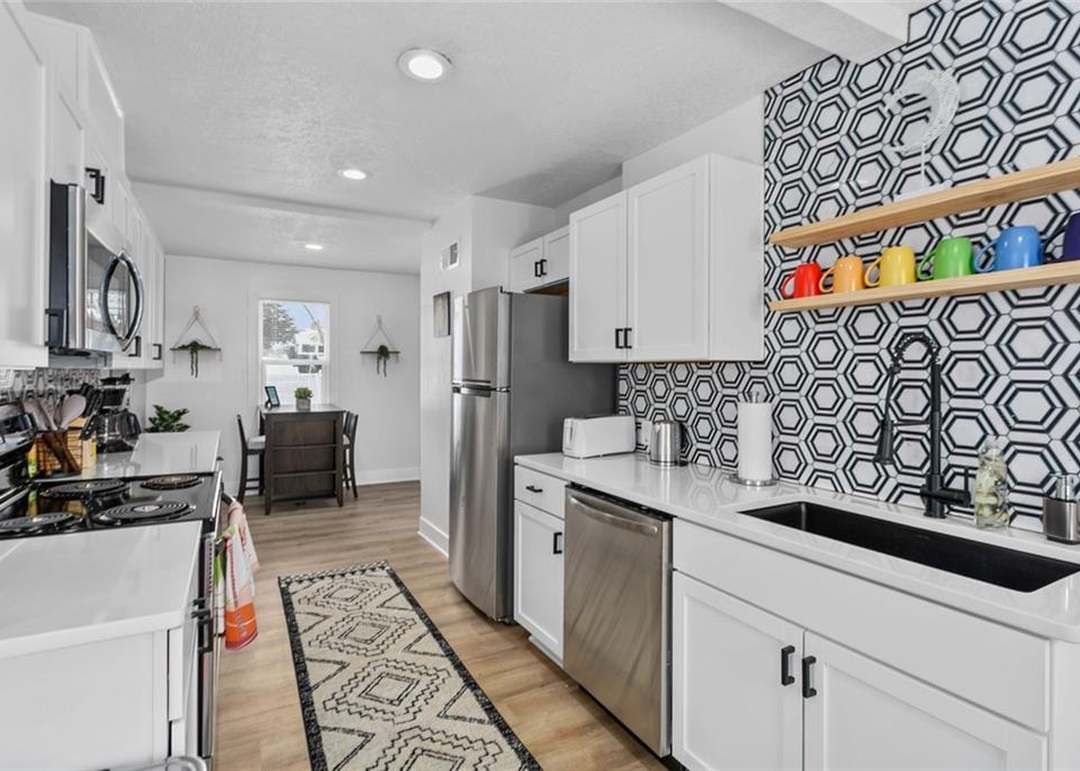 11314 W 61 Street — photo 9