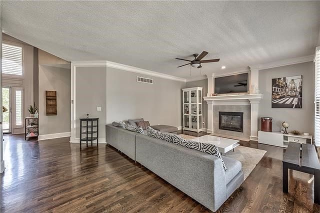 11400 W 143rd Terrace — photo 35