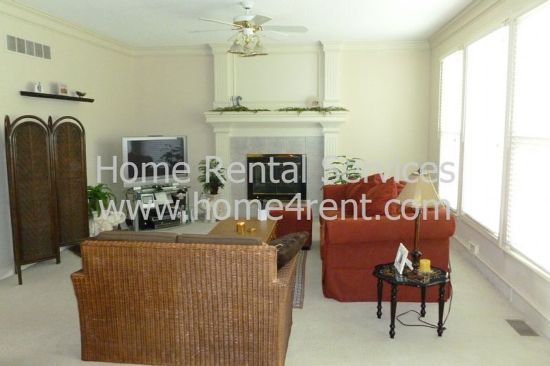 11400 W 143rd Terrace — photo 47
