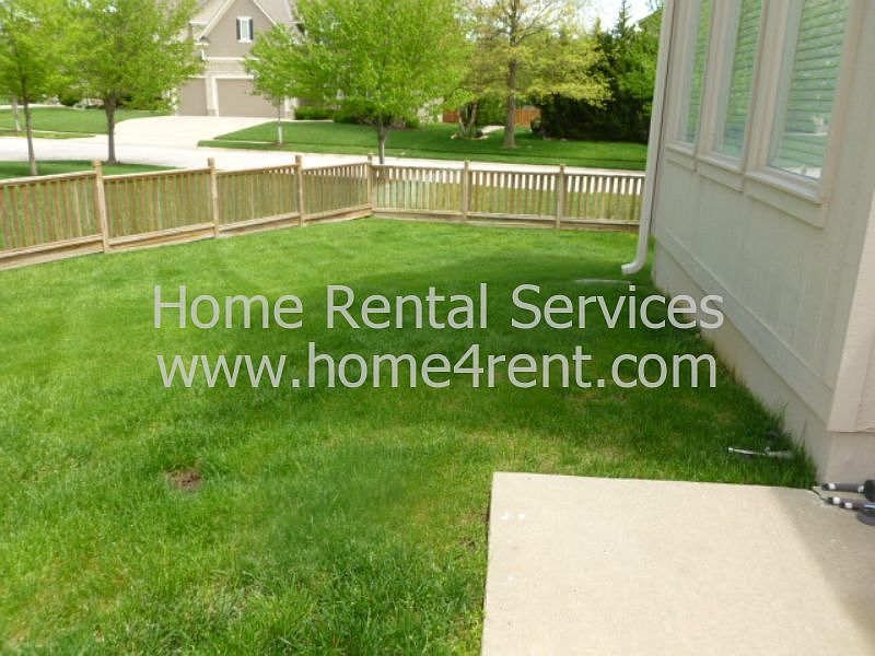 11400 W 143rd Terrace — photo 51