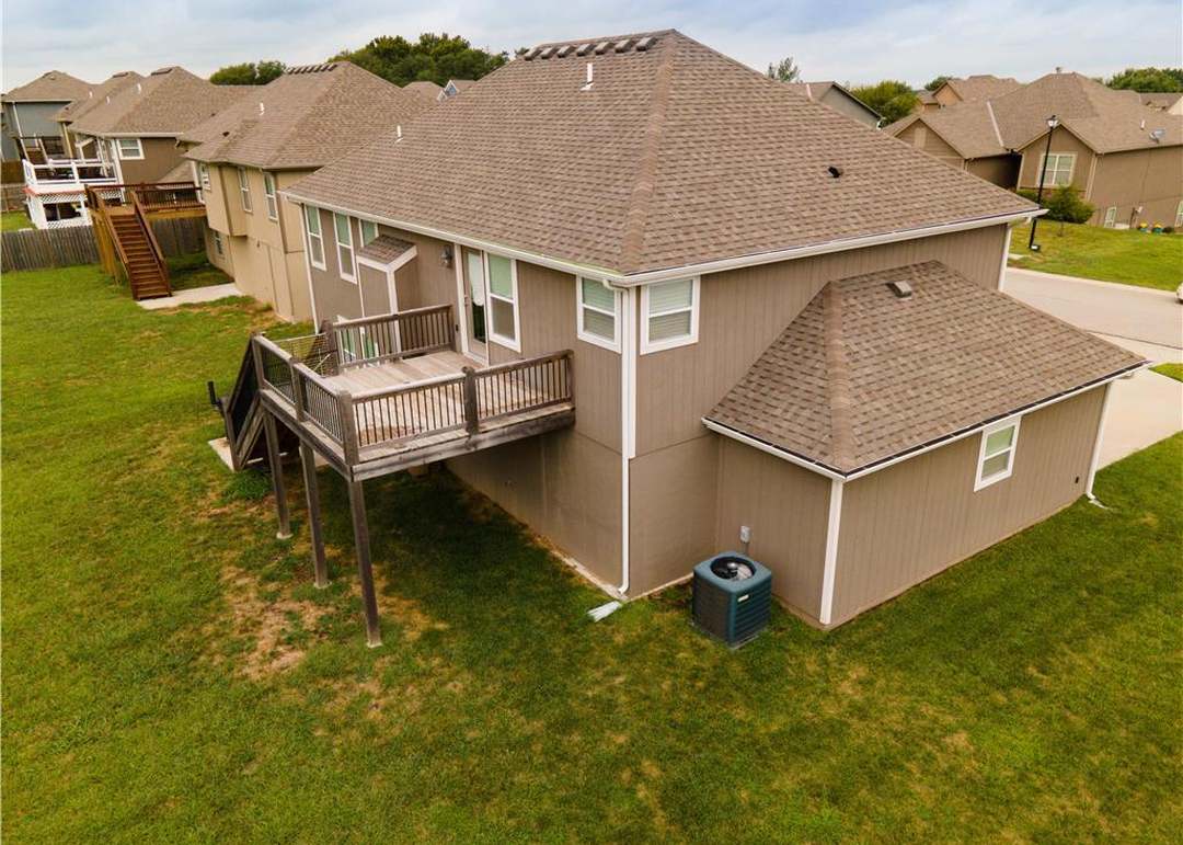 11403 Yecker Avenue — photo 30