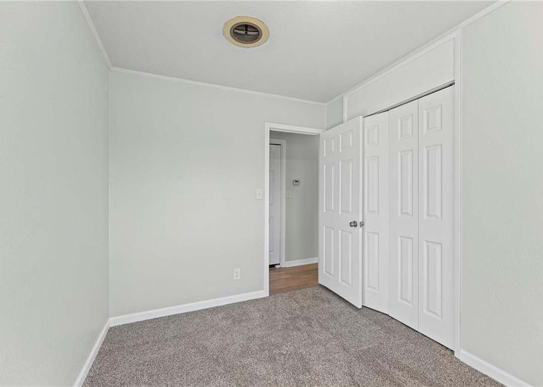 11405 E 51st Street — photo 3